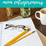 The Mama CEO Planner is the BEST planner for mom entrepreneurs. It combines both your business and family life into a magic planning system! best planner for moms / planner organization tips / planner ideas / life planner / planner addicts